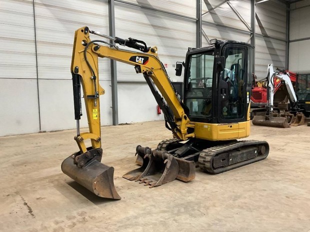 CAT 303 E CR/ 2.099 h üzemóra / Lízing 20%-tól