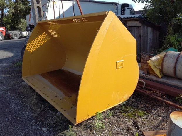 CAT 4,2 m3 homlokrakod kanl