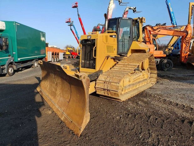 CAT D6N Lgp / 7.374 zemra / Lzing 20%-tl