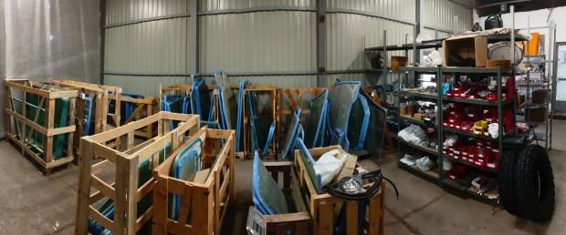 CAT JCB Komatsu Kubota