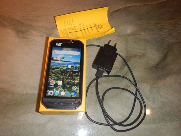 CAT S60 telefon elad