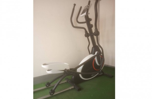 CF3, Első lendkerekes Elliptikus Crosstrainer, Ellipszis tréner, 150kg