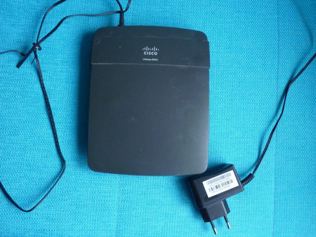 CISCO Linksys E900 wifi router 300 Mbs elad