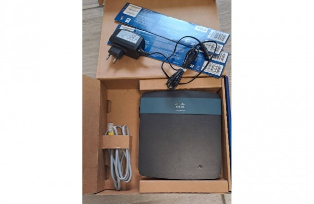 CISCO Linksys EA 2700 router