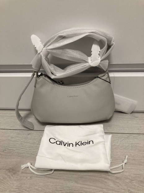 CK Calvin Klein szrke kismret ni tska vlltska j