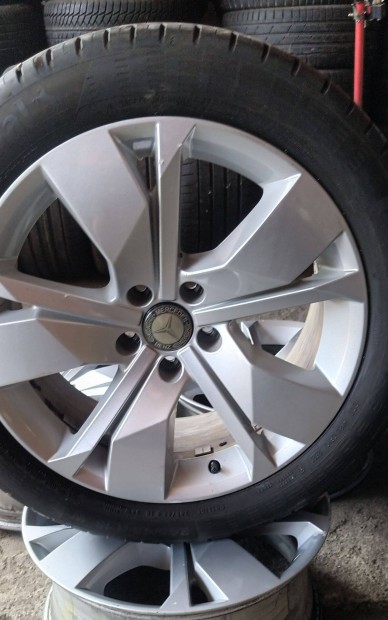 CLS Mercedes 18-as nyári szett Continental 245/45R18 90% nyáriak