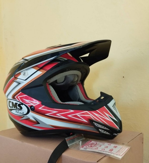CMS cross-enduro bukósisak XS méret 54-55 cm Új