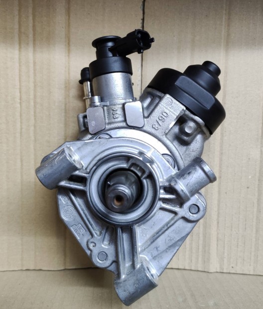 CP4 Bosch magasnyomású pumpa 0445010704