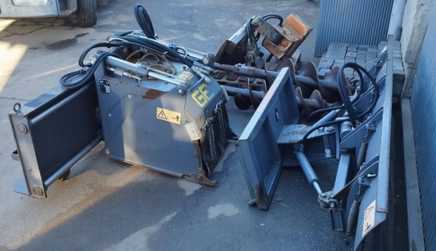 CP 500 aszfaltmaró, GF LN 240 tolólap és gödörfúró adapter eladó
