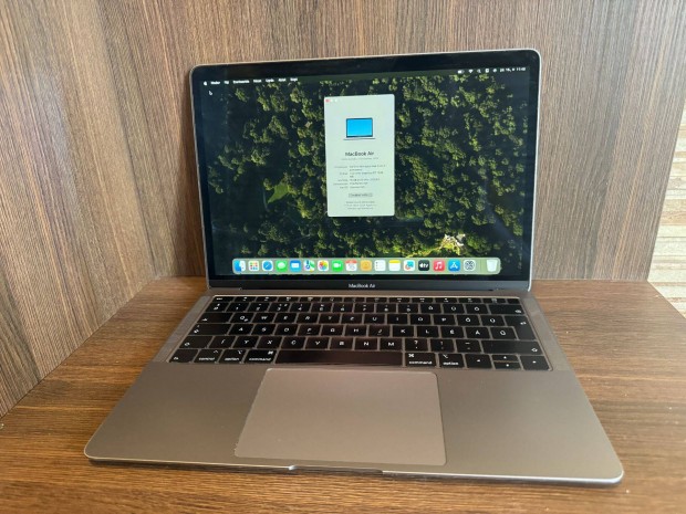 CTO 2019 Macbook Air Retina 13" 256 GB SSD, 16GB RAM, j akku