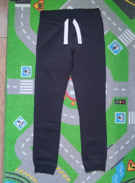 C&A melegt jogger nadrg j 140