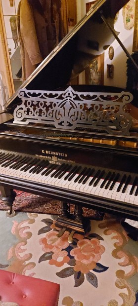 C.Bechstein zongora V modell