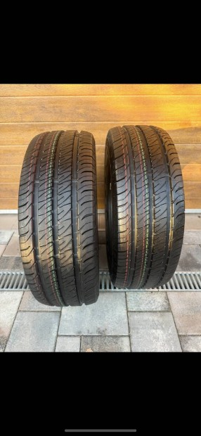 C teherautó gumi 2 db 45e