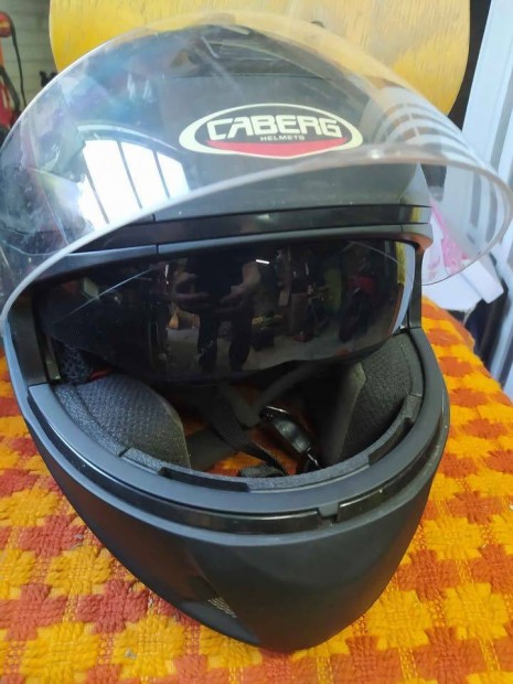 Caberg napszemüveges bukósisak