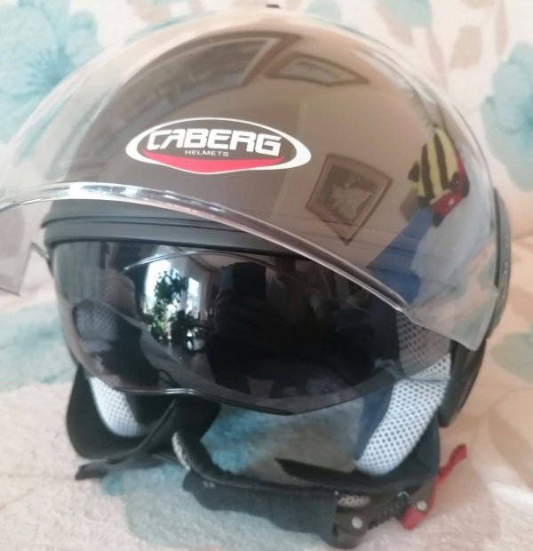 Caberg nyitott buk�sisak L