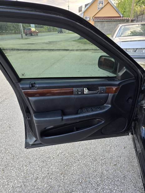 Cadillac seville sts 4.6 v8 northstar. 