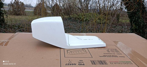 Cafe racer �s flat track idomok