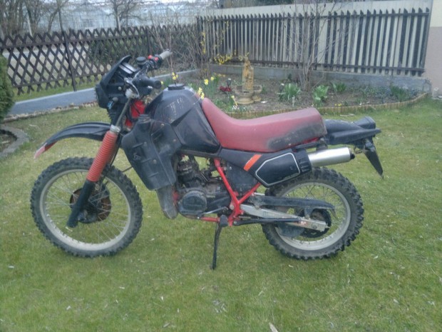 Cagiva 125 enduro �lkatr�sznek