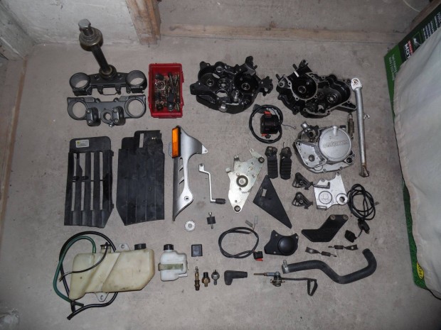 Cagiva Suprcity 50 alkatr�szek