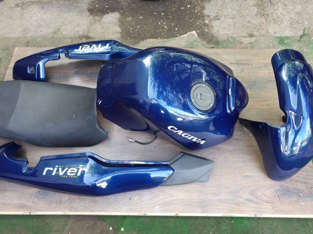Cagiva river 600 idomszett