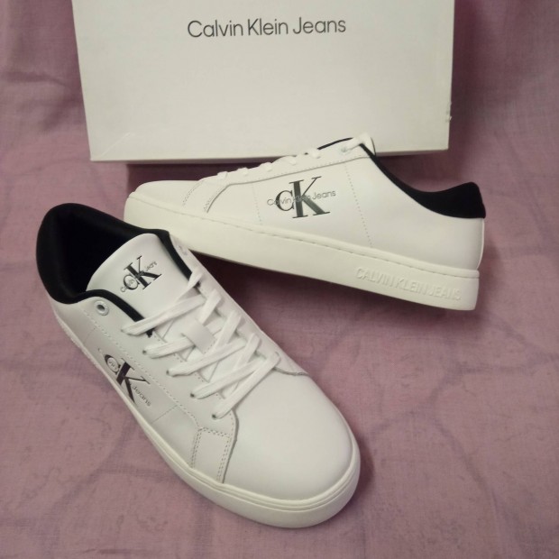 Calvin Klein 42-es (Teljesen j,br sneaker/sportcip)
