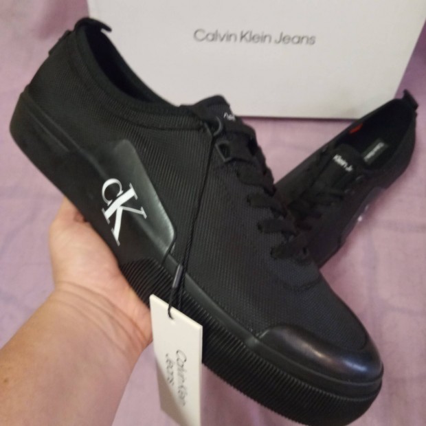 Calvin Klein 43-as (Teljesen j,sneaker/sportcip)