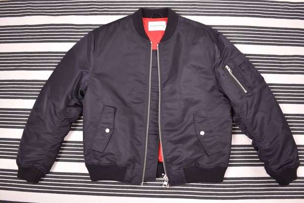 Calvin Klein bomber dzseki 1443.