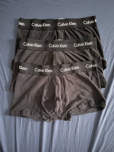 Calvin Klein boxerals, 3 db