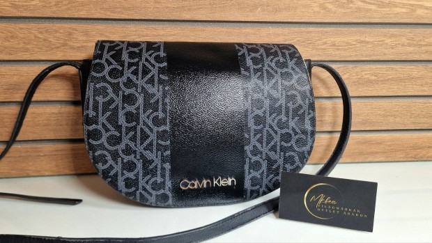 Calvin Klein crossbody 