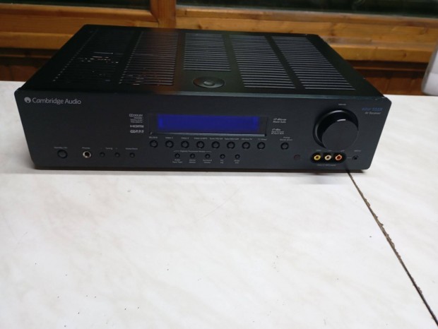 Cambridge Audio Azur 551R Hibs Erst Elad Szllts rban Utnvtt