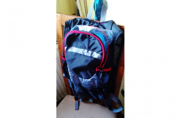 Camelback biciklis htizsk sport htizsk j kulaccsal