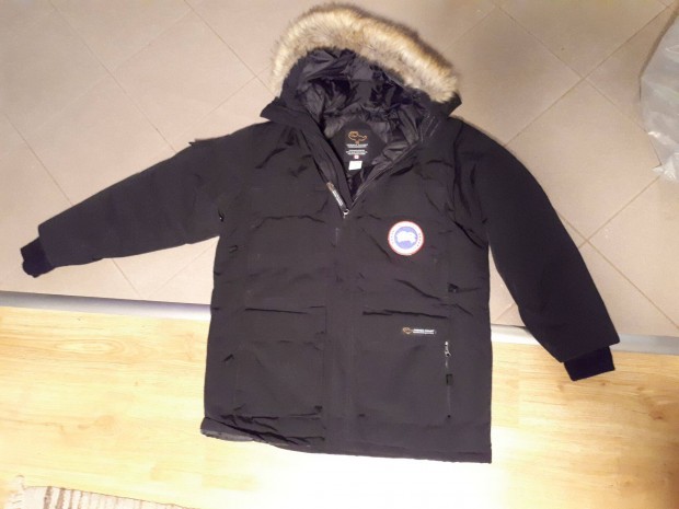 Canada Goose fekete L-es dzseki kabt