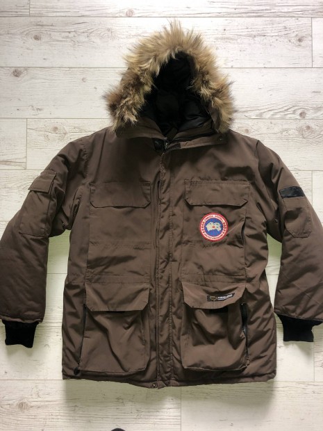 Canada Goose parka kabt S-es.