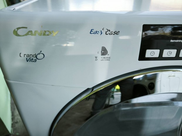 Candy nagy 9kg-os kondenzációs szárítógép eladó.