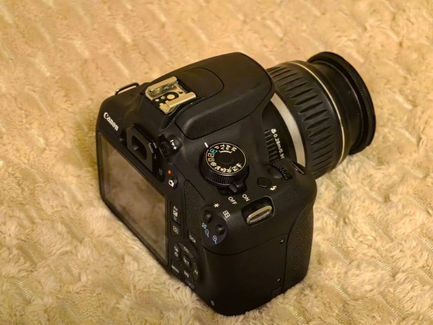 Canon 1200D csak manulis fkusszal