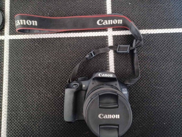 Canon 1300D dslr kamera