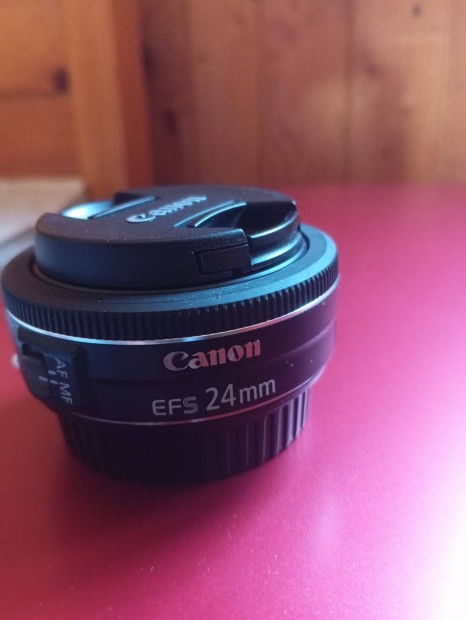 Canon 24 mm 1:2.8 objektv