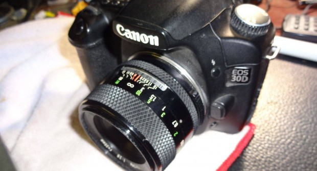 Canon 30d fnykpezgp + Chinon 35mm 2:8 objektv ,elad