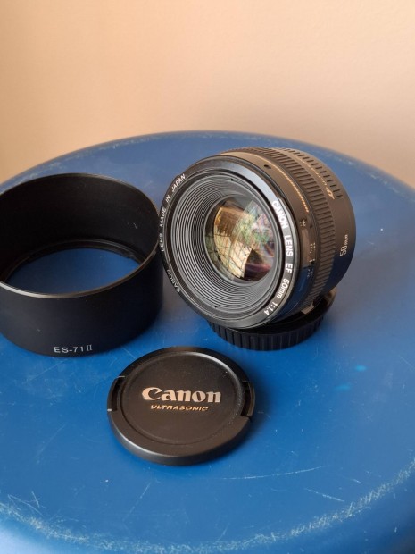 Canon 50mm f1.4 - f/1.4 50 mm