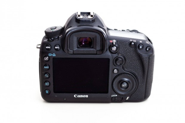 Canon 5D mk3 (29K exp)