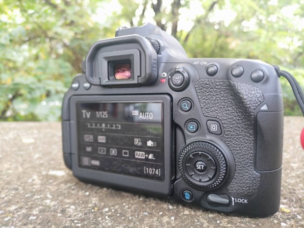 Canon 6D MII elad 