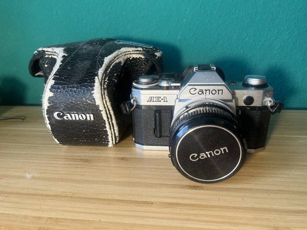 Canon AE-1 35mm tkrreflexes analg fnykpezgp 2 objektvvel