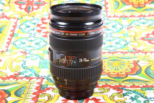 Canon EF 24-70 mm 2.8 L USM objektv 