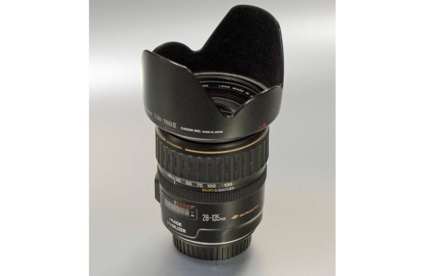 Canon EF 28-135mm f/3.5-5.6 Is USM