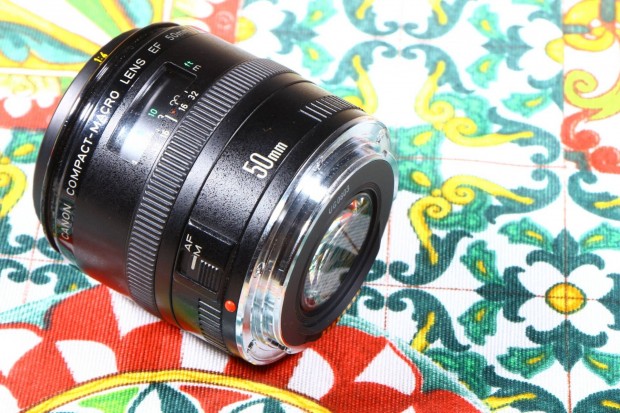 Canon EF 2.5 50mm compact Macro makró objektív