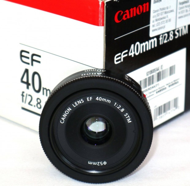 Canon EF 40 mm 2.8 STM dobozban ( 40mm 2.8 STM )