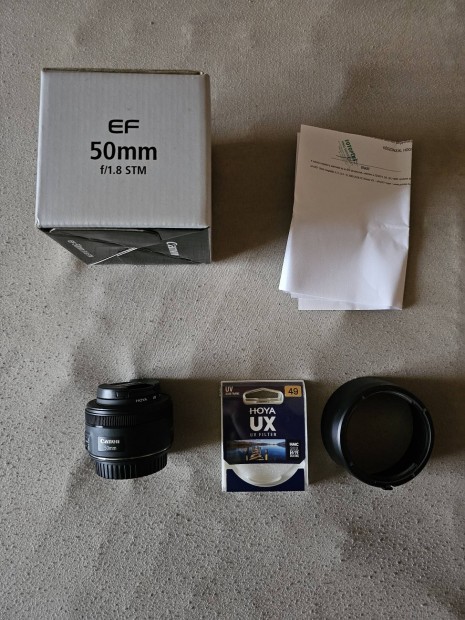 Canon EF 50 mm f/1.8 STM 