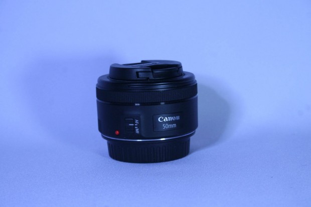 Canon EF 50mm f/1.8 STM objektv