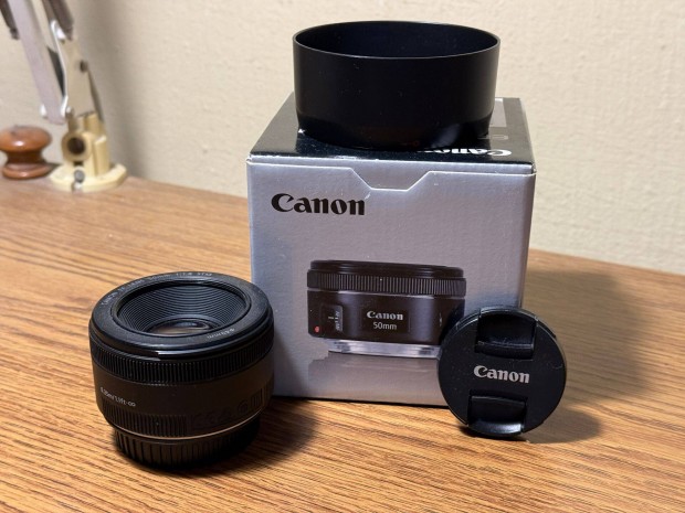 Canon EF 50mm f/1.8 STM objetv