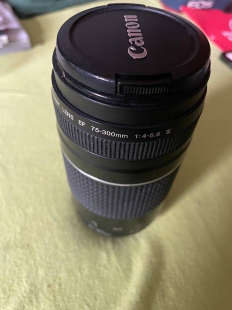 Canon EF 75- 300mm 1:4-5.6 III objektív, Foxpost csak egyeztetés után!